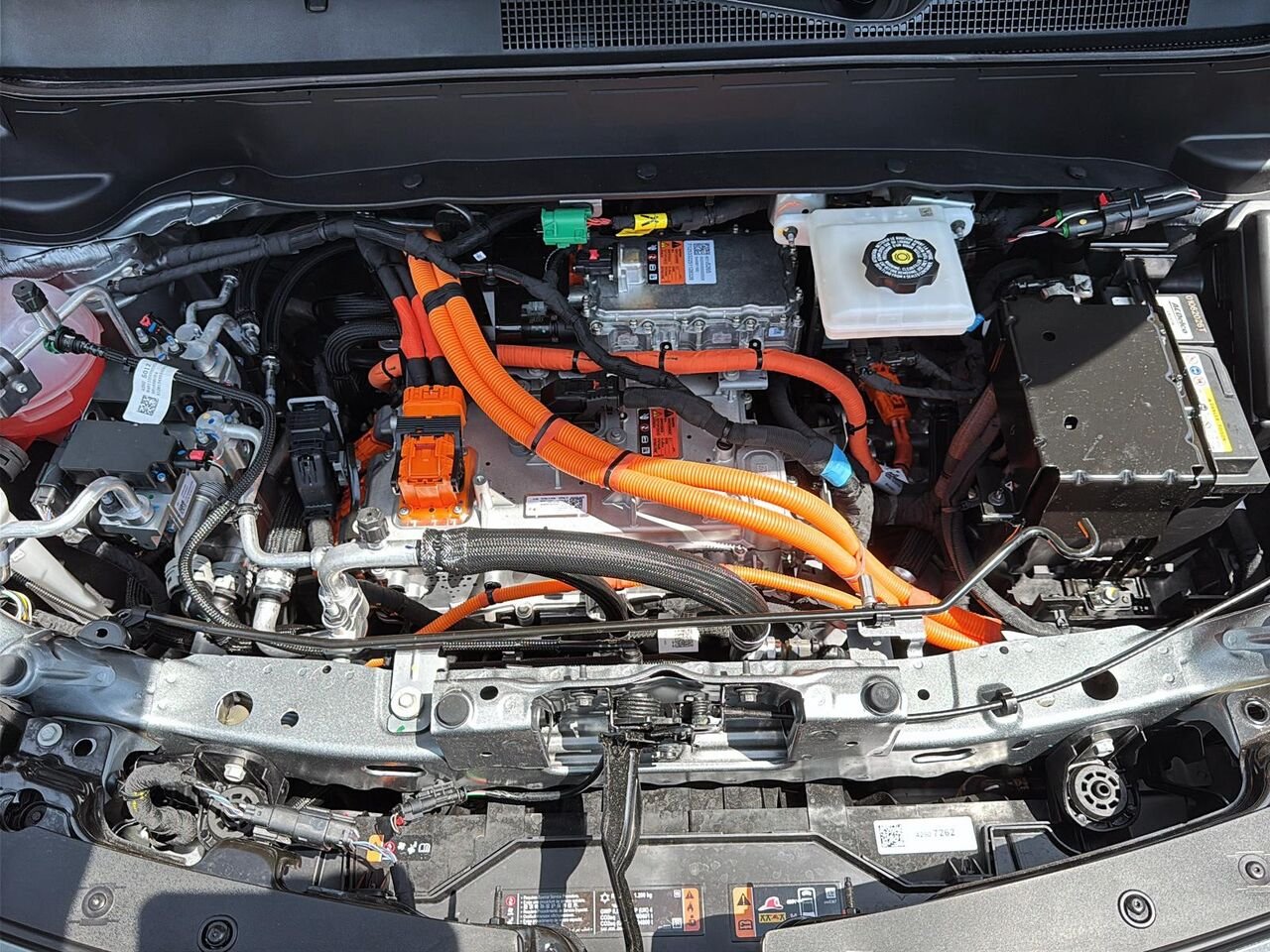 CHEVROLET Bolt LT 2027 GRIS STERLING METALLISE Saint-Hyacinthe - photo #7