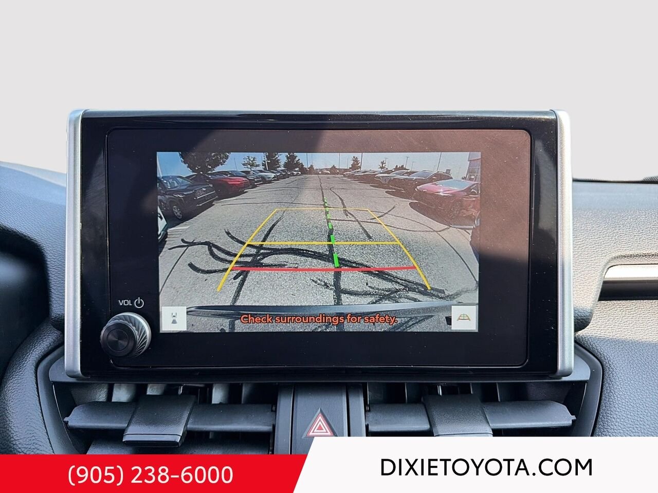 2025 Toyota RAV4 XLE AWD / CLEAN CARFAX / HEATED SEATS / MOONROOF / ALLOY WHEELS / CARPLAY AND ANDROID AUTO Blue Mississauga - photo #15