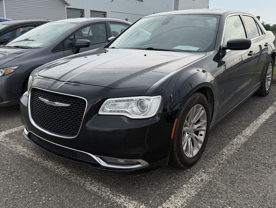 2015 Chrysler 300 Touring 2015 Black