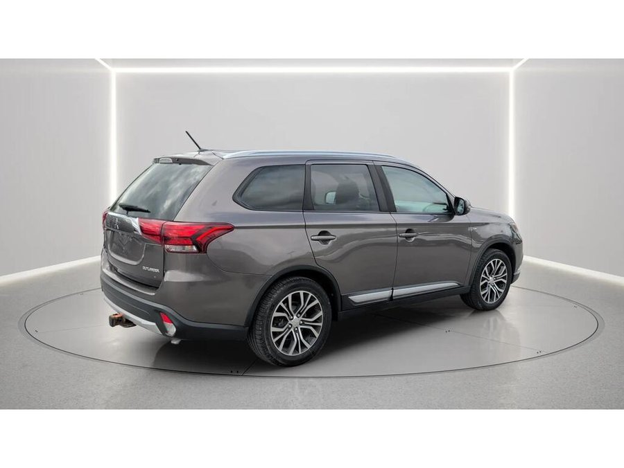 Mitsubishi Outlander 2016 2016 Gris
