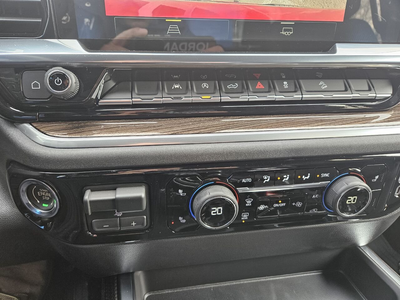 Chevrolet Silverado 1500 RST cabine multiplace 4RM 157 po 2026 TEINTE ROUGE ECLATANT Thetford Mines - photo #13