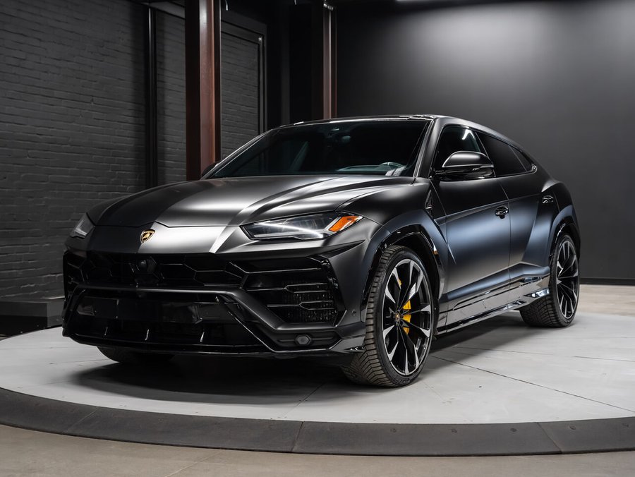 2020 Lamborghini Urus 2020 Black
