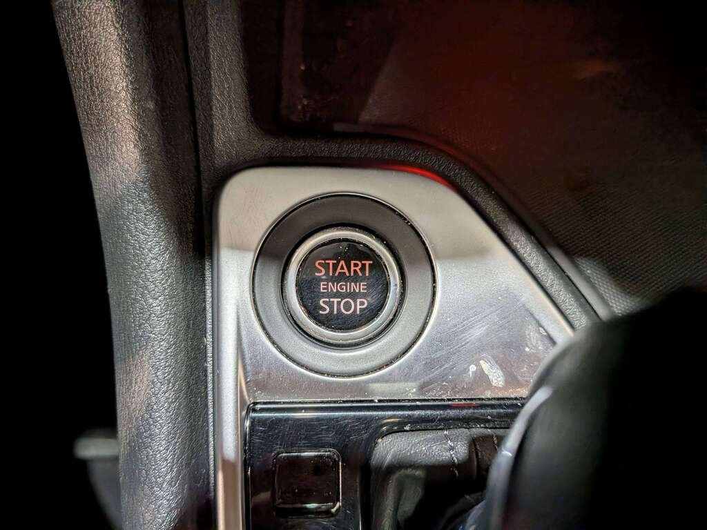 2024 Nissan Sentra SV CVT Black Val-David - photo #27
