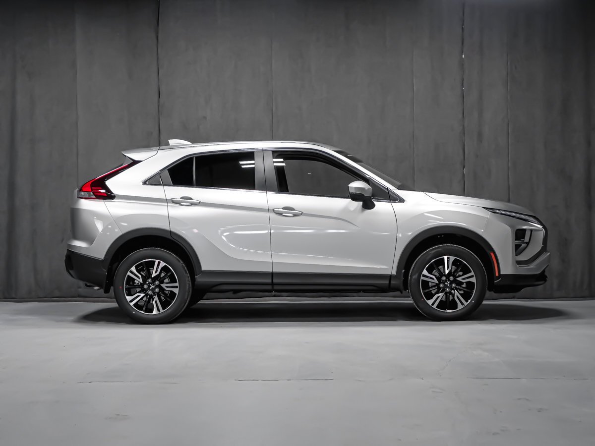 2026 Mitsubishi Eclipse Cross ES Titanium Grey Metallic Montreal - photo #4