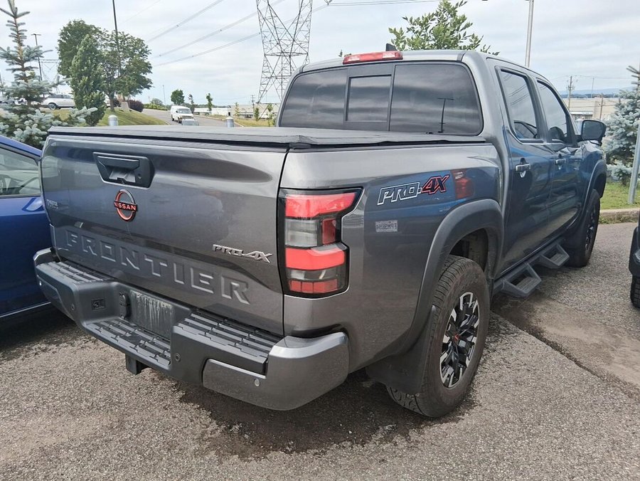 2022 Nissan Frontier PRO-4X 2022 Grey