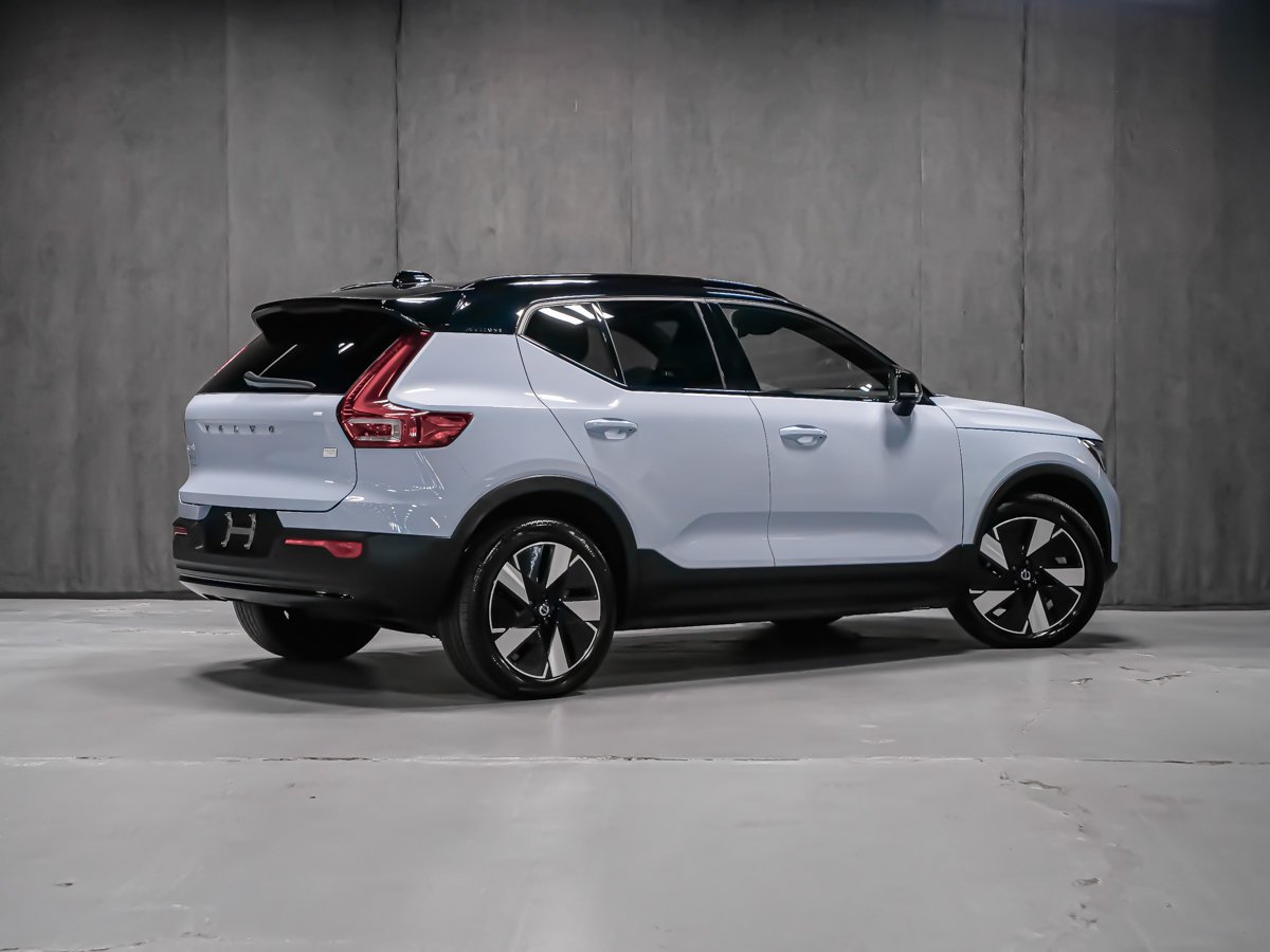 2024 Volvo XC40 Recharge Pure Electric PLUS CLIMATE Blue Montreal - photo #2