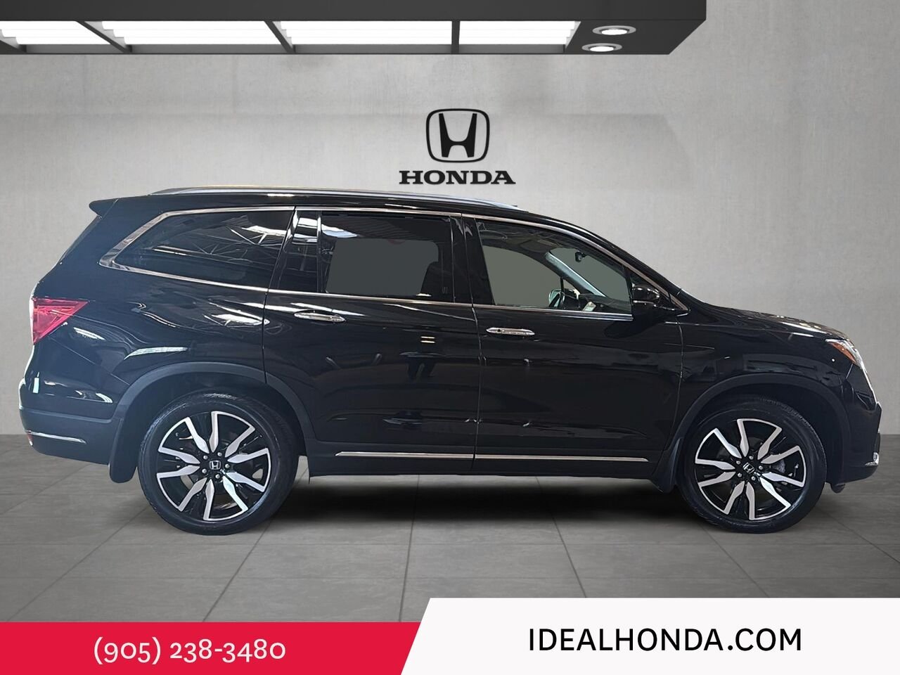 2021 Honda Pilot TOURING AWD / CLEAN CARFAX Black Mississauga - photo #2