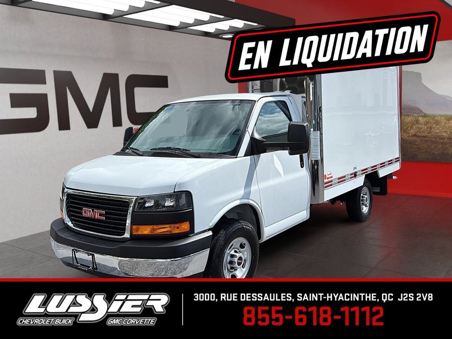 GMC Fourgonnette commerciale tronquée Savana 3500 fourgonnette 139 po 2026 BLANC SOMMET