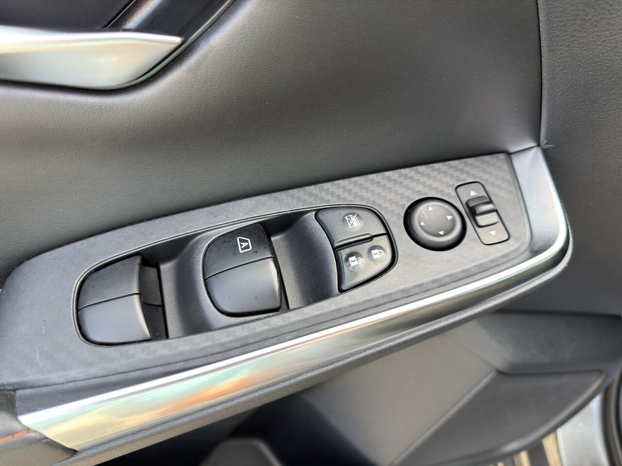 Nissan Sentra 2021 Gris Thetford Mines - photo #17