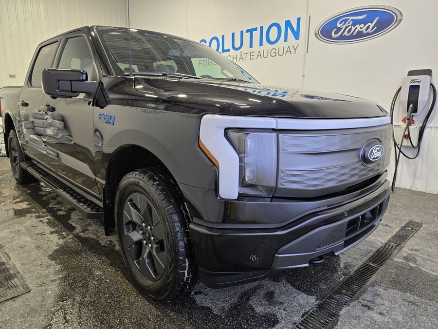 2025 Ford F-150 Lightning F-150 LIGHTNING Agate Black Metallic