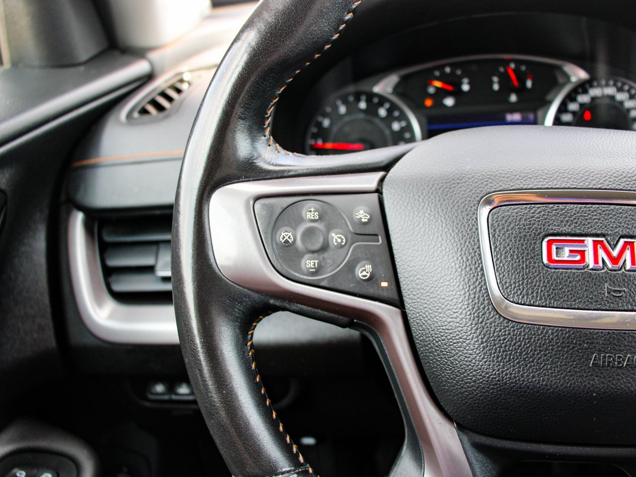 2022 GMC Terrain AWD 4dr AT4 Black Sherwood Park - photo #20