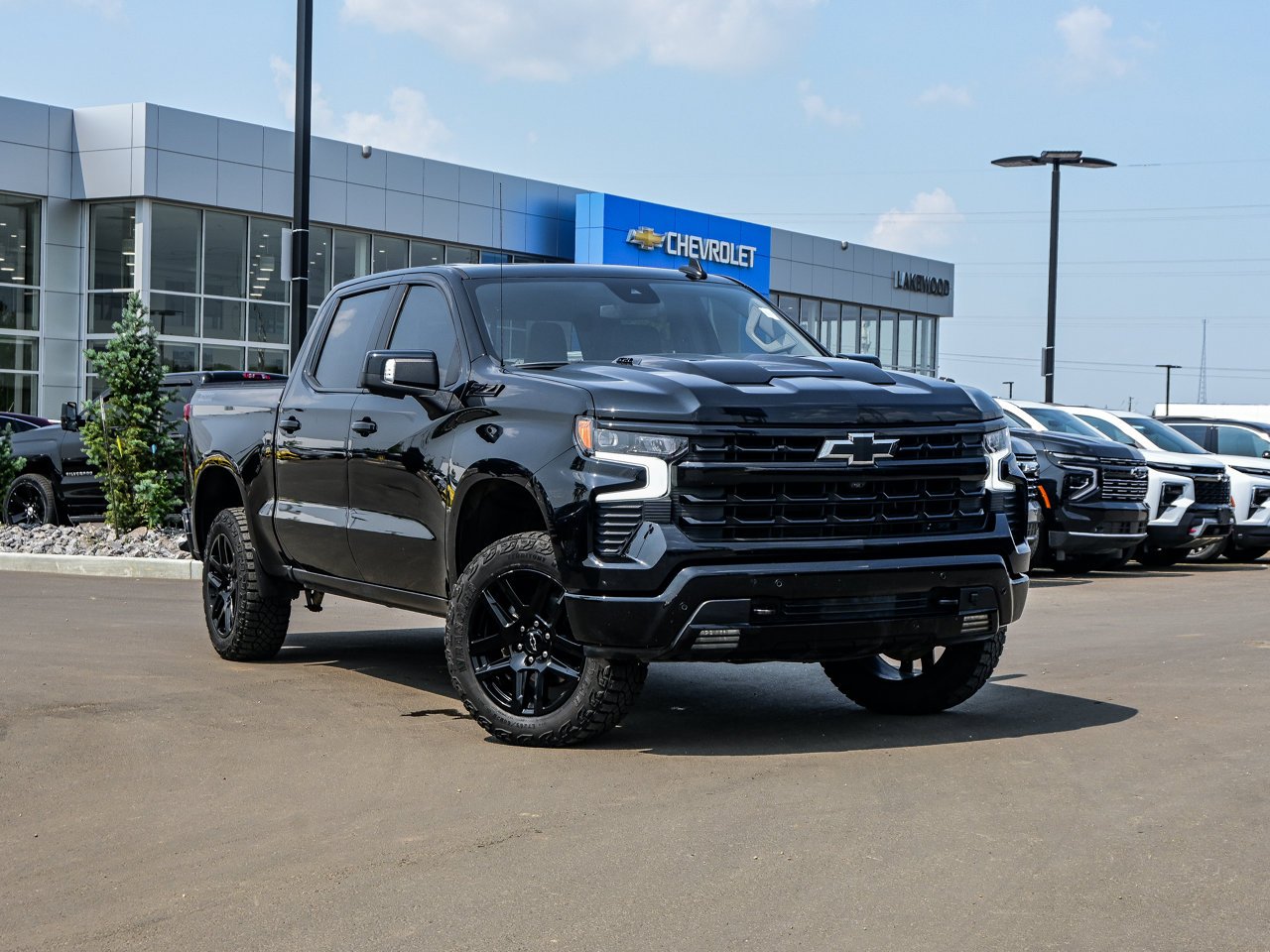 2025 Chevrolet Silverado 1500 4WD Crew Cab 147 LT Trail Boss Black Sherwood Park - photo #1