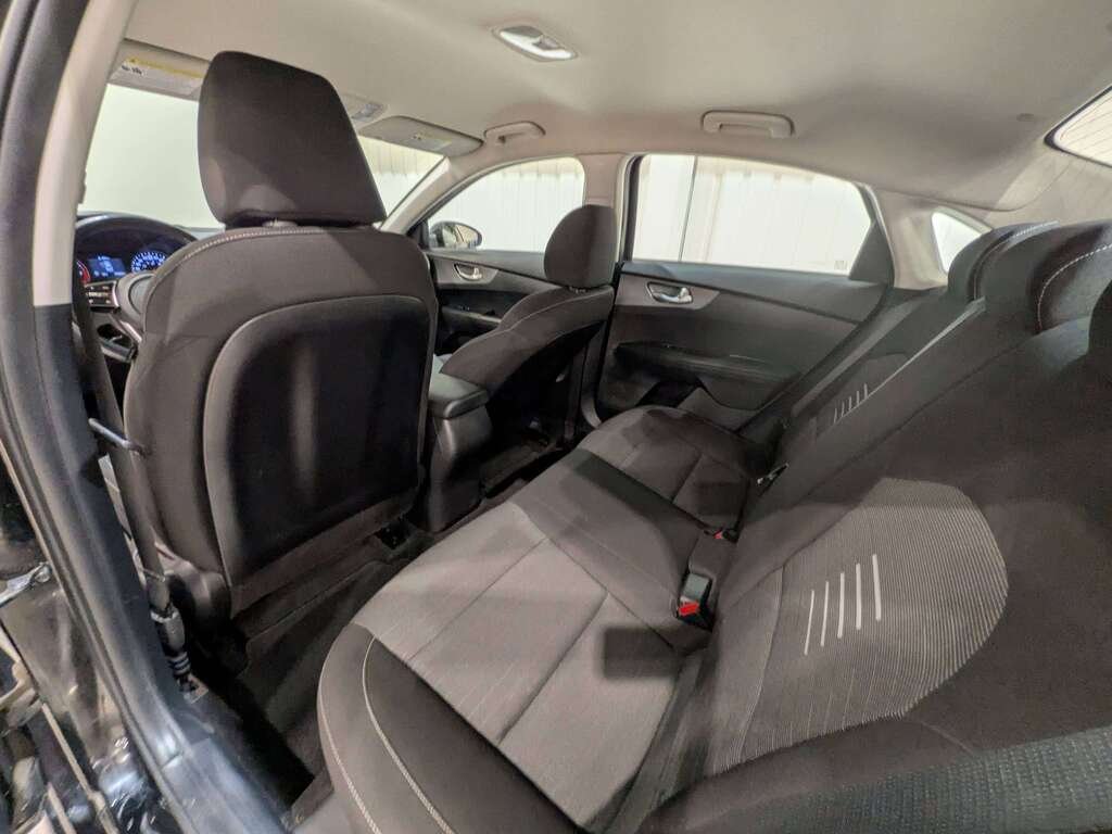 Kia Forte LX Manual 2019 Noir Val-David - photo #8