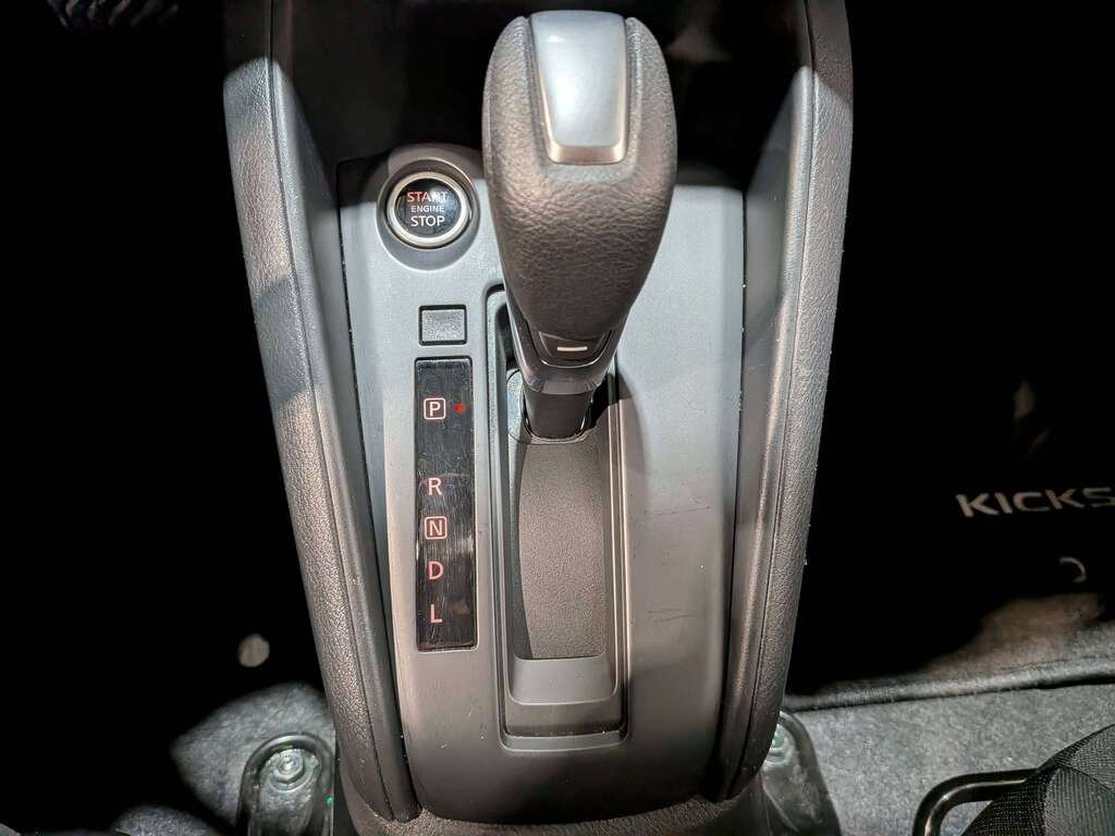 Nissan Kicks S FWD 2024 Blanc Val-David - photo #28