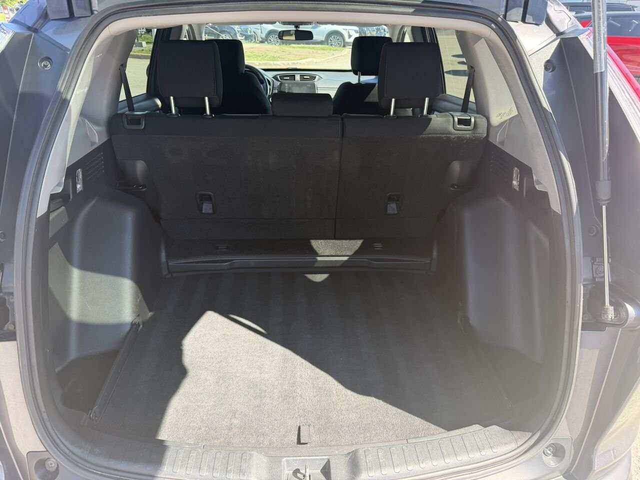 2019 Honda CR-V LX Black Laval - photo #12