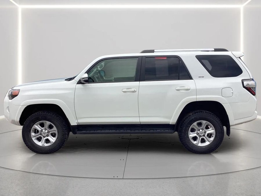 2021 Toyota 4RUNNER SR5 2021 White