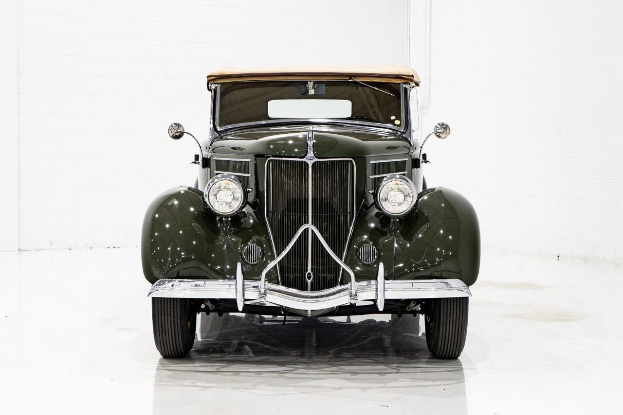 1936 Ford Model 48 Phaeton PRIX EN USD | Beautifully presented in original condition Green Montreal - photo #25