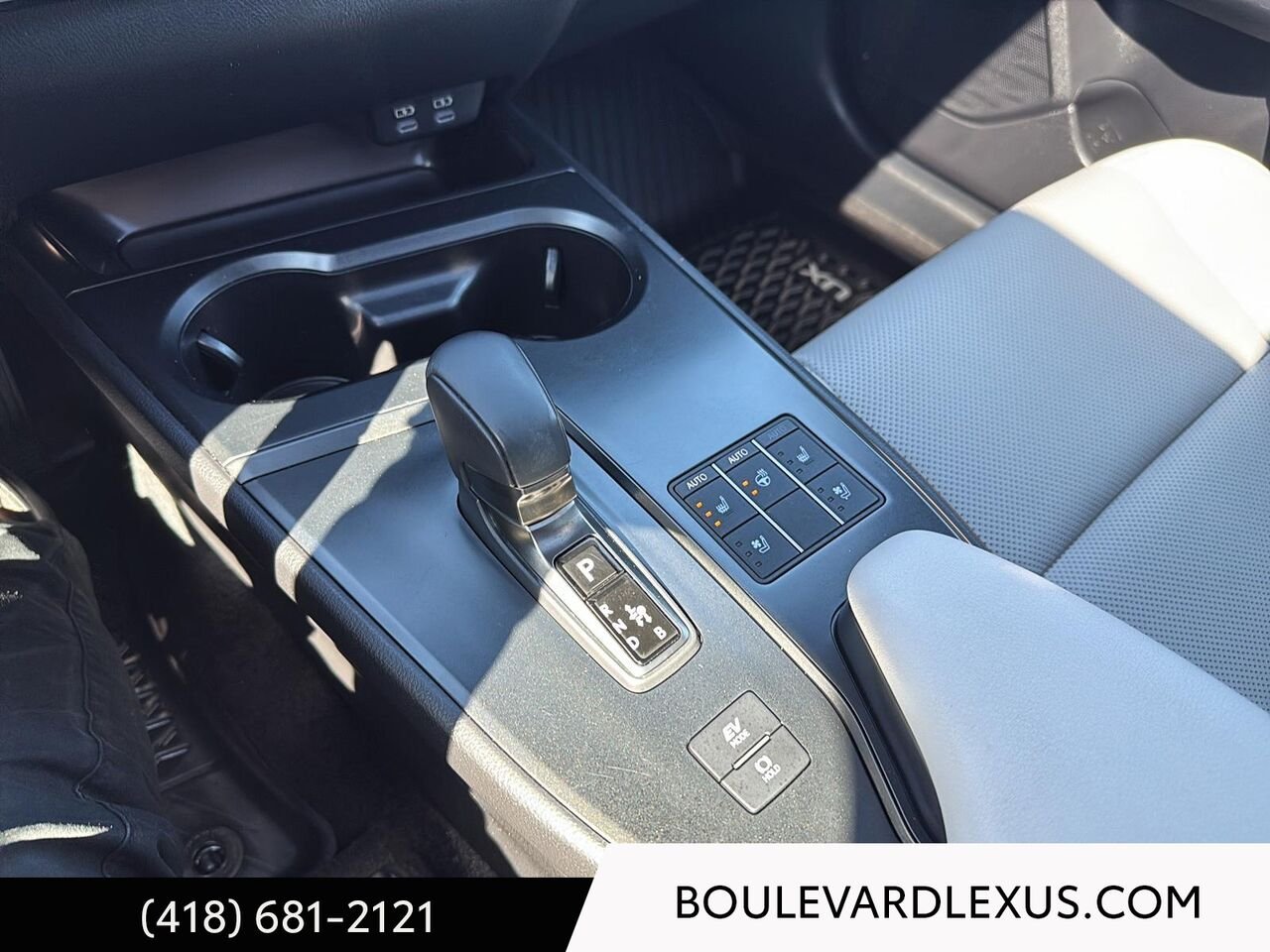 2025 Lexus UX Red Quebec - photo #16