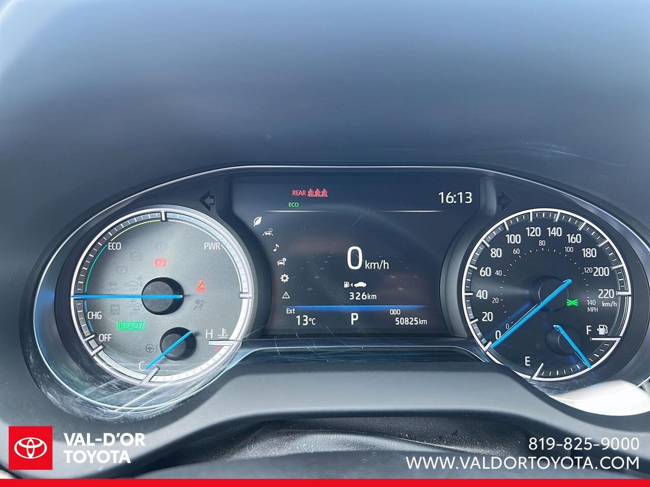 Toyota Venza XLE TI 2023 Frisson glacé nacré Val-d'Or - photo #12