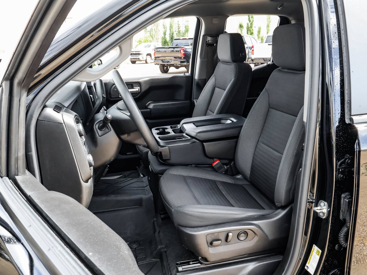 2024 Chevrolet Silverado 1500 4WD Double Cab 147 Custom Black Sherwood Park - photo #13