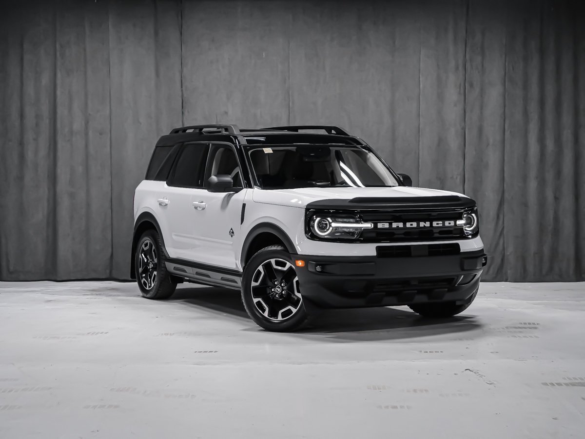 2023 Ford Bronco Sport OUTER BANKS 2 SET DE PNEU White Montreal - photo #1