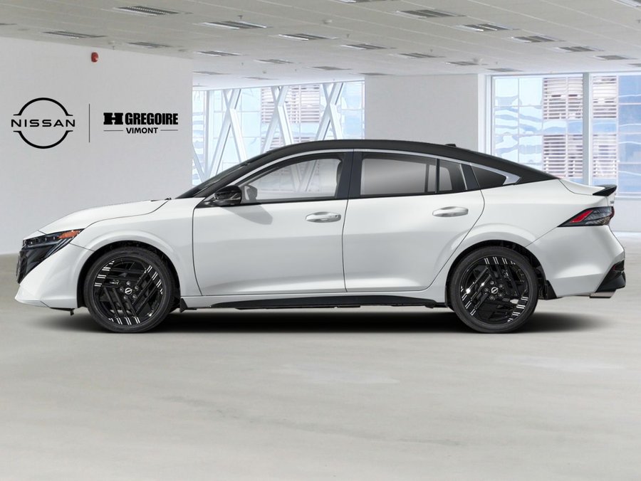 2026 Nissan Sentra 2026 Aspen White TriCoat/Super Black
