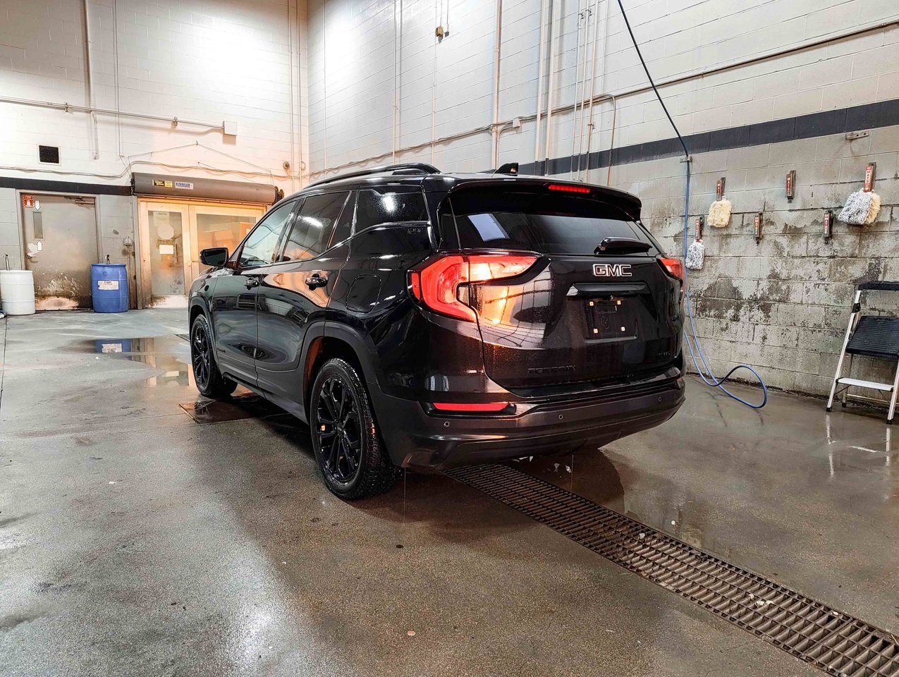 2021 GMC Terrain AWD 4dr SLT Black Sherwood Park - photo #4