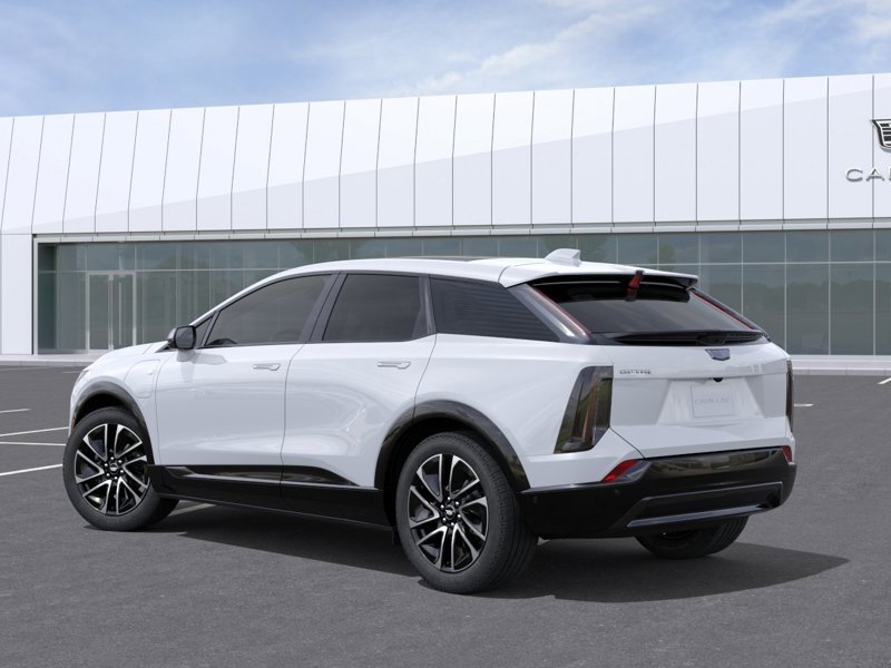 CADILLAC OPTIQ 4 portes - Sport 2027 Blanc éclatant, triple couche Sherbrooke - photo #2