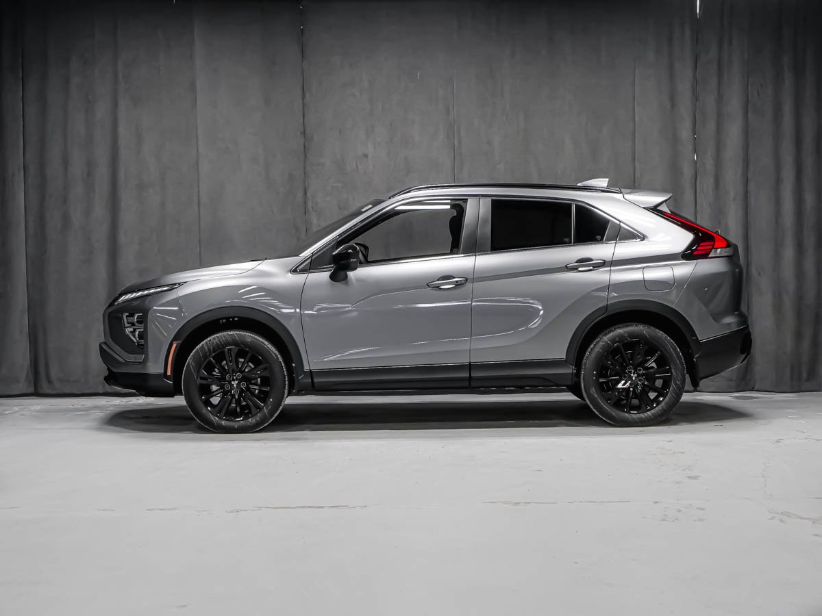 2026 Mitsubishi Eclipse Cross NOIR Titanium Grey Metallic Montreal - photo #8