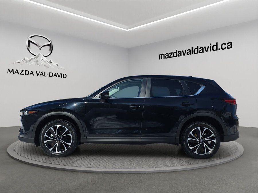 2025 Mazda CX-5 Gs, awd, Toit ouvrant, volant et rétroviseurs chauffants, hayon électrique Jet Black Mica