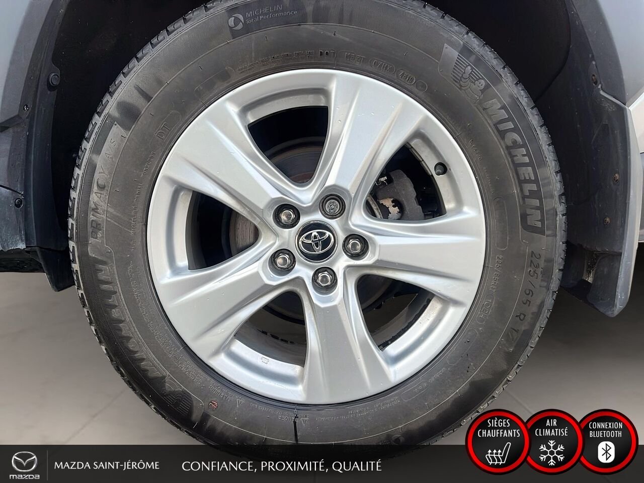 Toyota RAV4 2020 Argent Ste-Agathe des Monts - photo #11
