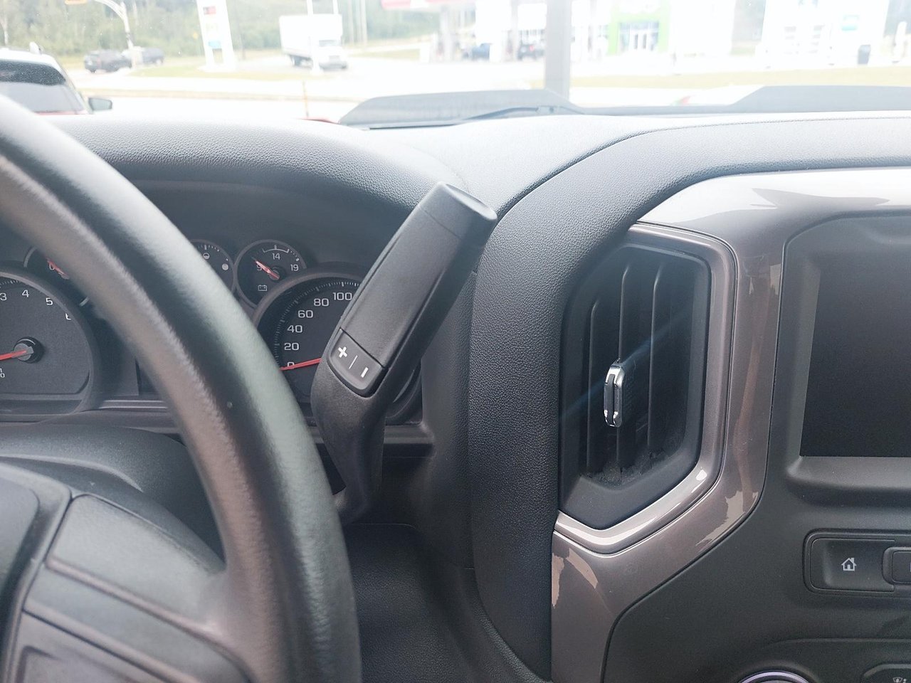 2022 Chevrolet Silverado 1500 VIN 3GCPDCEK1NG666897 Red Baie-Comeau - photo #14