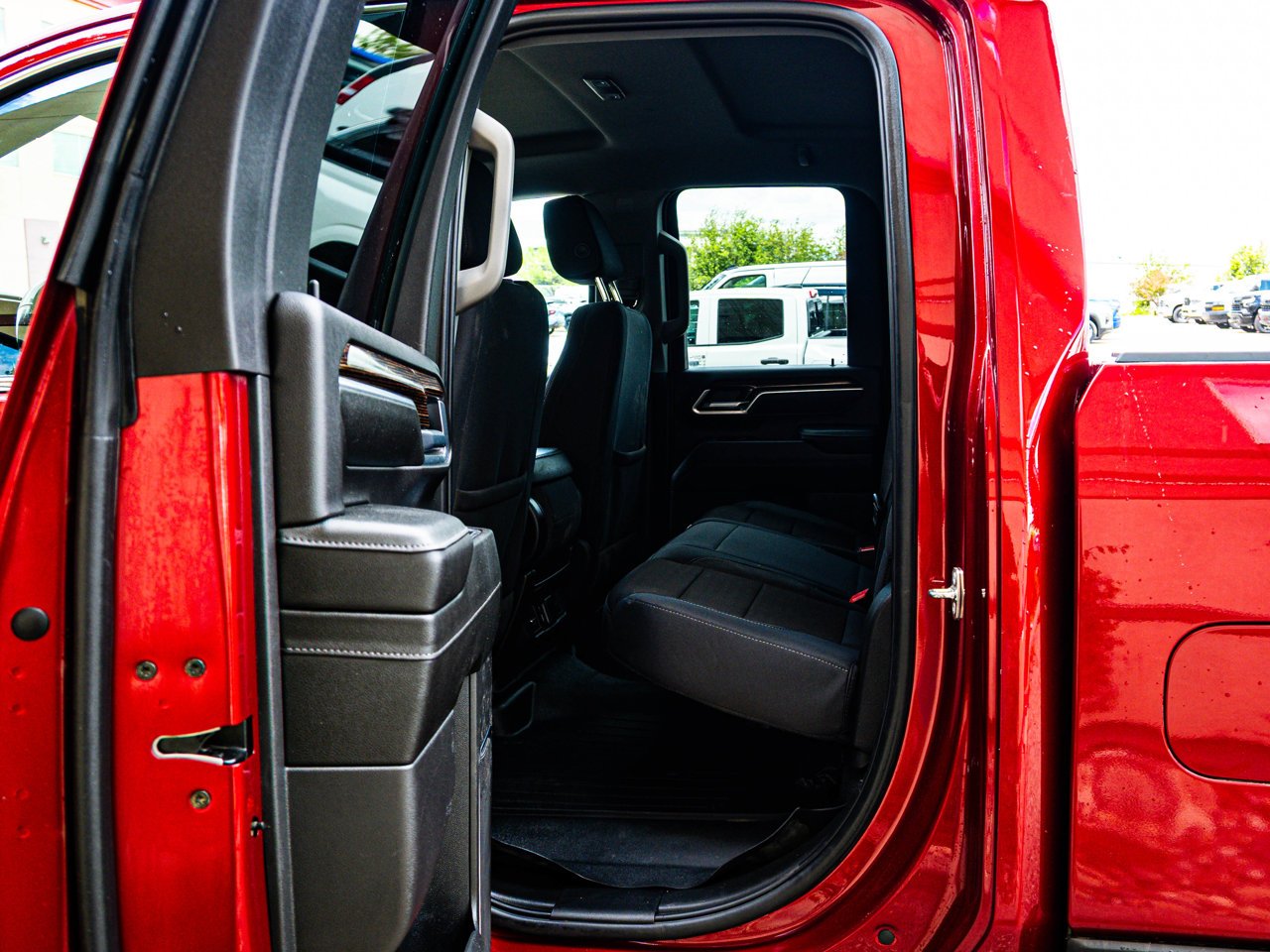 2024 GMC Sierra 2500HD 4WD Double Cab 149 SLE Red Sherwood Park - photo #27
