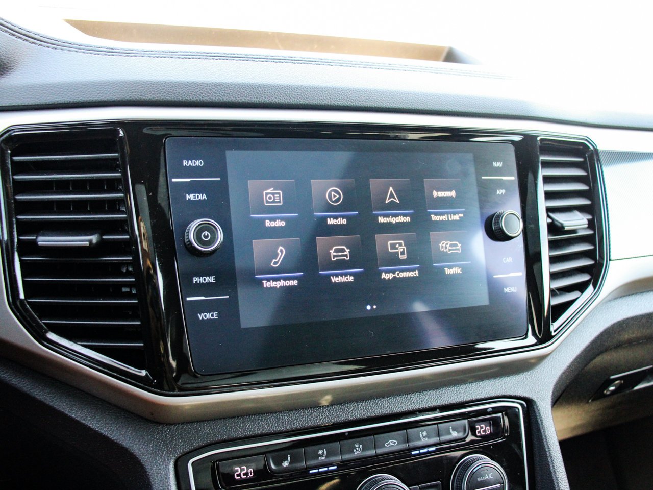 2020 Volkswagen Atlas Cross Sport Execline 3.6 FSI 4MOTION Black Sherwood Park - photo #23