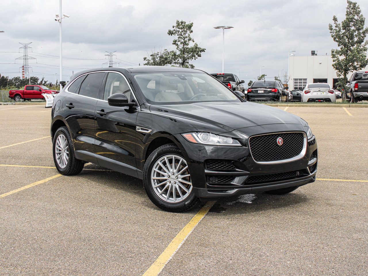 2020 Jaguar F-PACE 25t AWD Premium Black Sherwood Park - photo #1