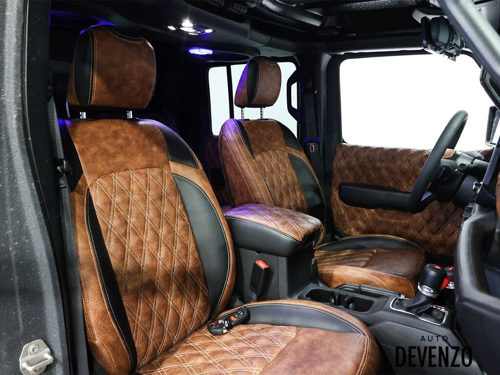 2023 Jeep Gladiator Grey Saint-Eustache - photo #12