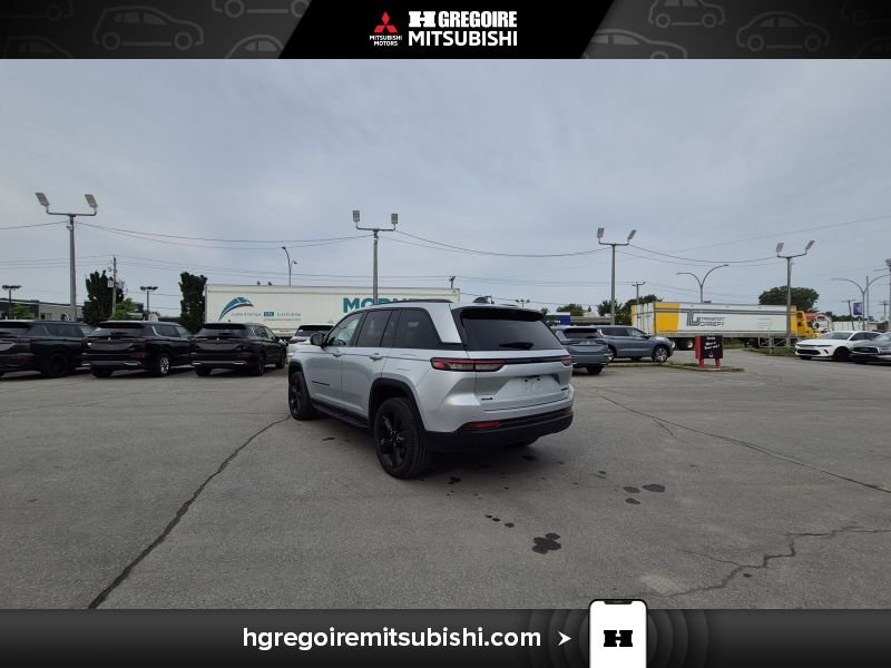 2024 Jeep Grand Cherokee Silver Saint-Eustache - photo #7