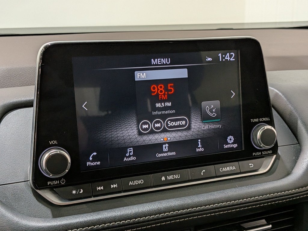 Nissan Rogue AWD SV Moonroof 2023 Or Val-David - photo #19