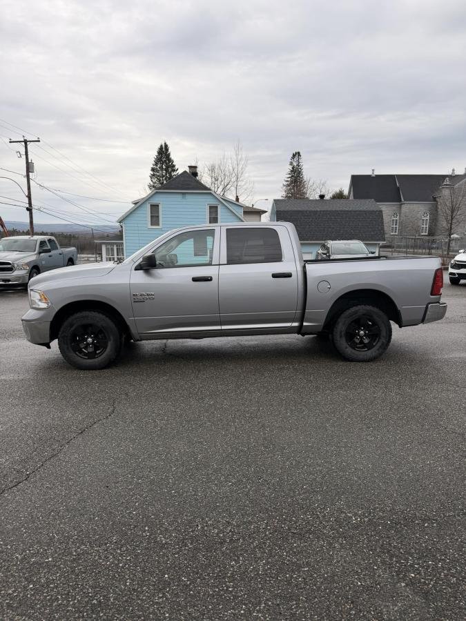 2022 RAM 1500 Classic Silver Lac Mégantic - photo #1