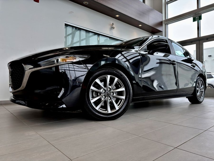 2022 Mazda Mazda3 2022 Black