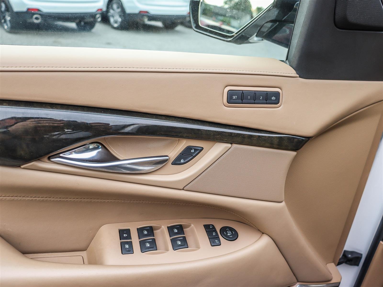 2020 Cadillac Escalade Platinum Ottawa & Gatineau - photo #9