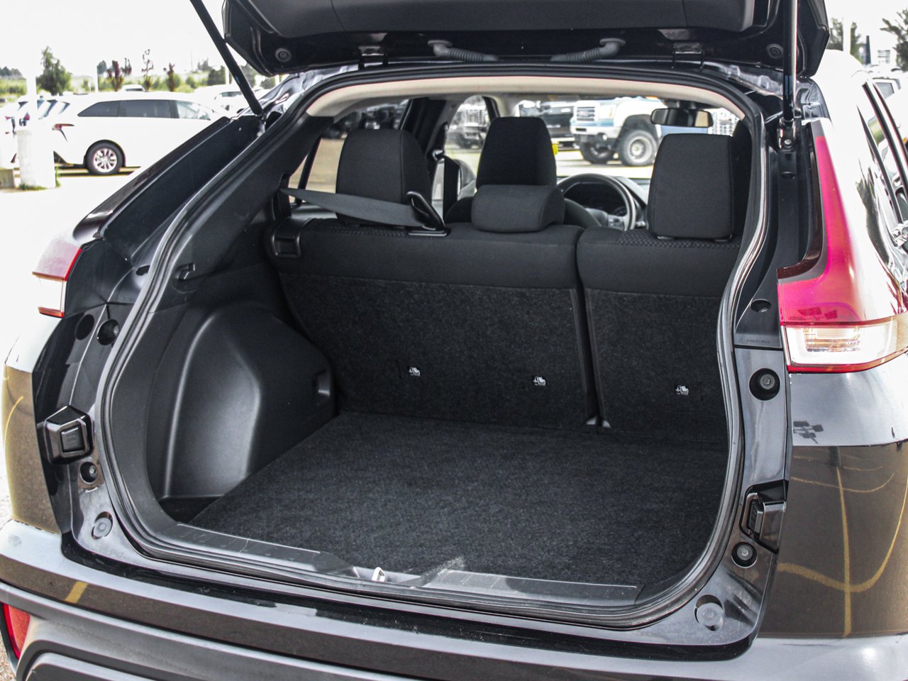 2022 Mitsubishi Eclipse Cross ES S-AWC Black Sherwood Park - photo #7