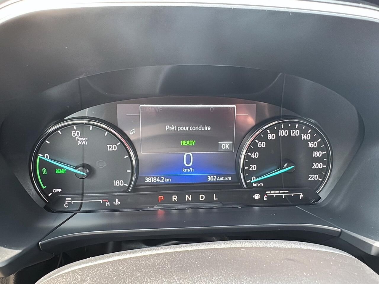 2022 Ford Escape White Rouyn-Noranda - photo #10