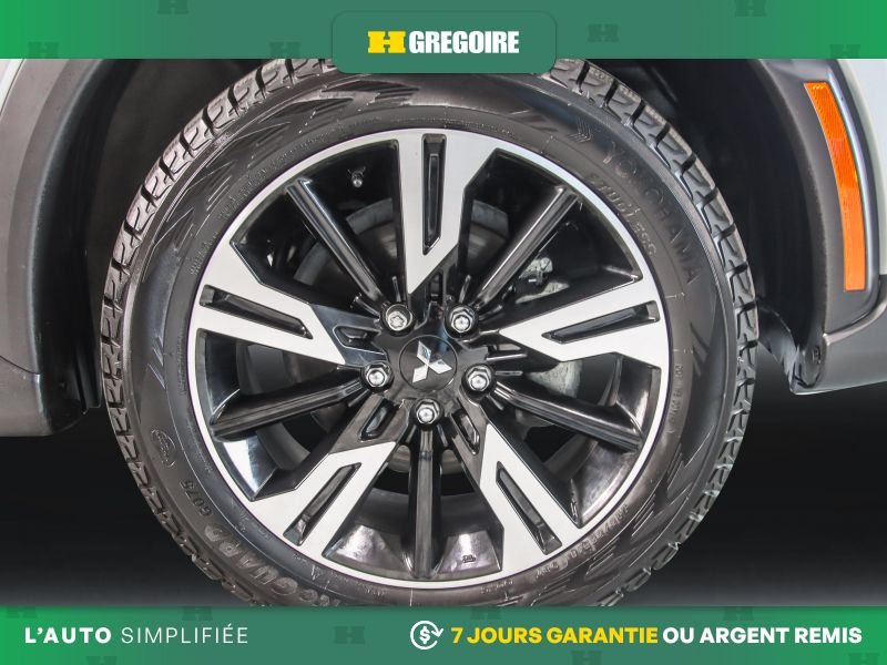2024 Mitsubishi Eclipse Cross Grey Laval - photo #8
