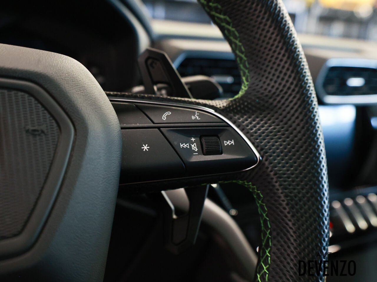Lamborghini Urus 2024 Noir Saint-Eustache - photo #15