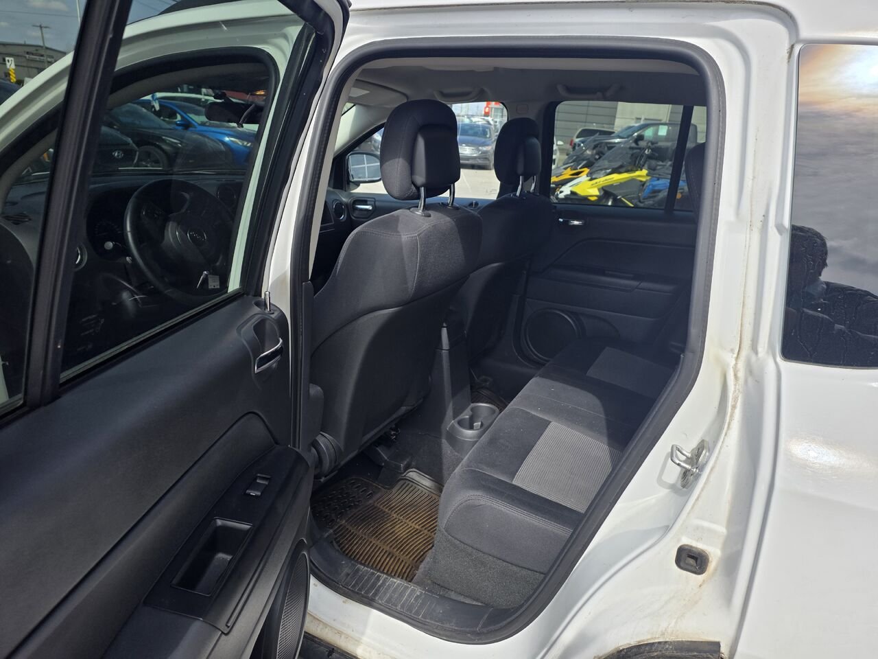 Jeep Compass 2012 Blanc Longueuil, - photo #10