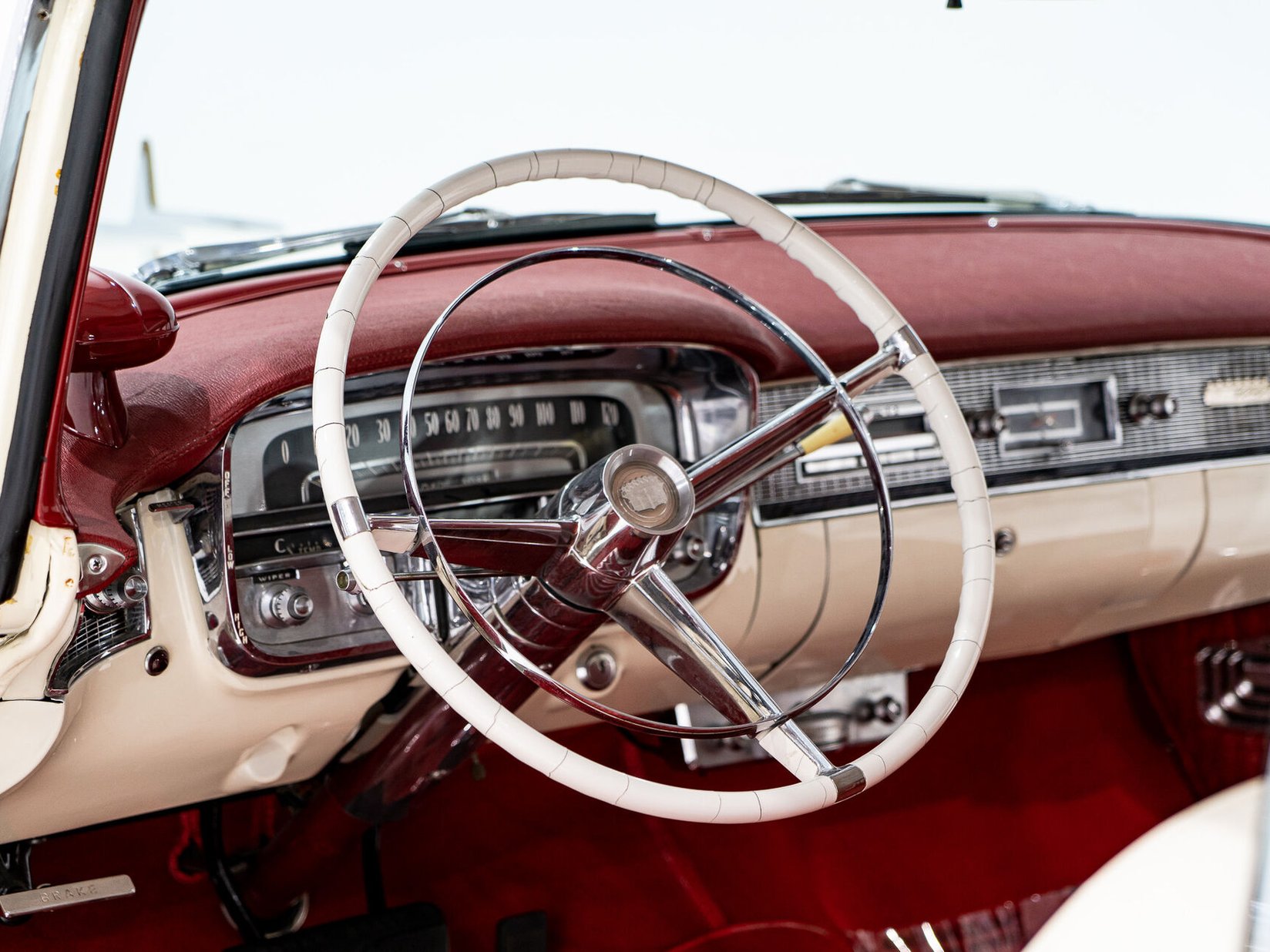 1956 Cadillac Eldorado Seville With Factory A/C | PRIX EN USD White Montreal - photo #64