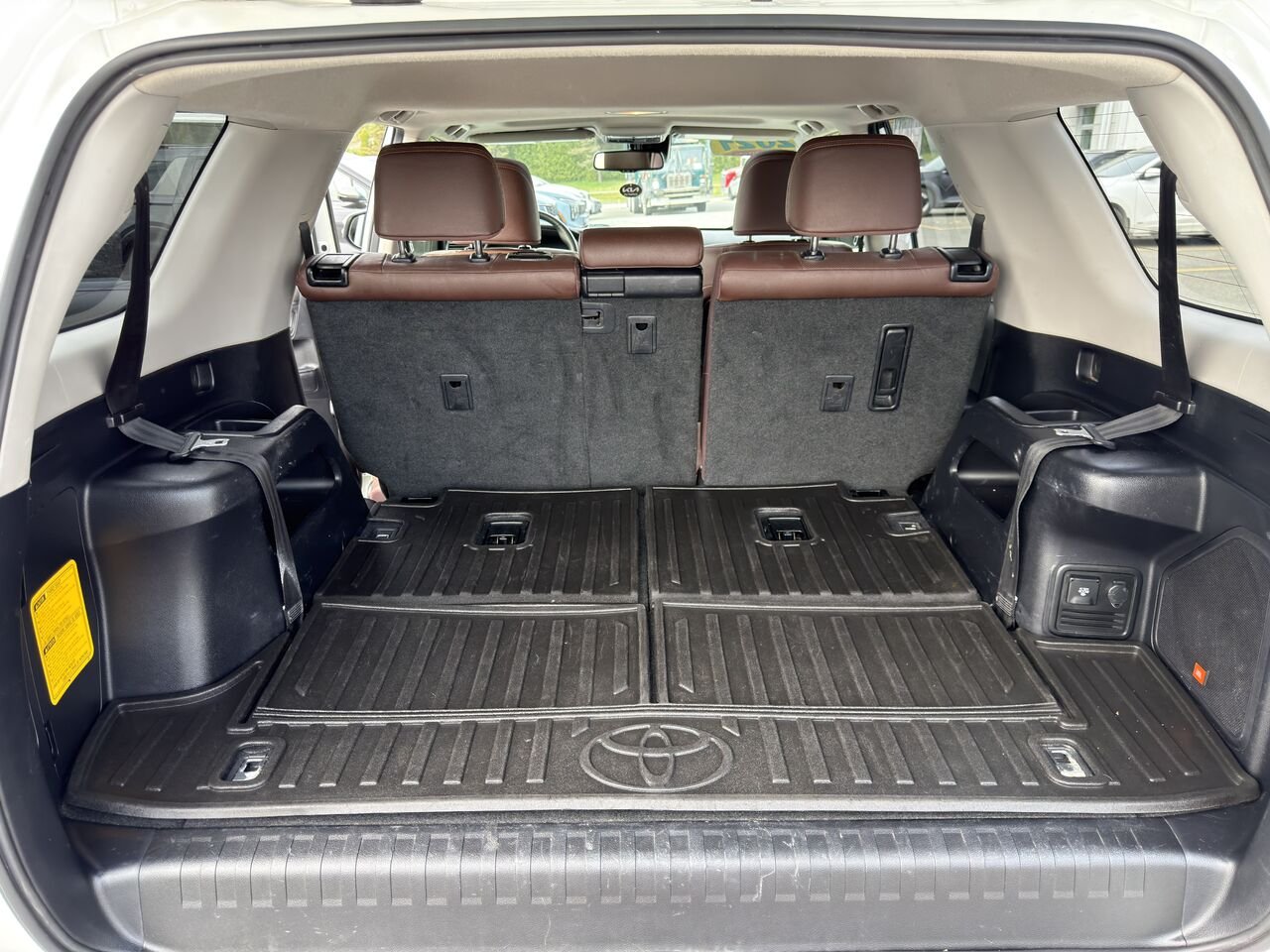 2021 Toyota 4Runner White Thetford Mines - photo #17