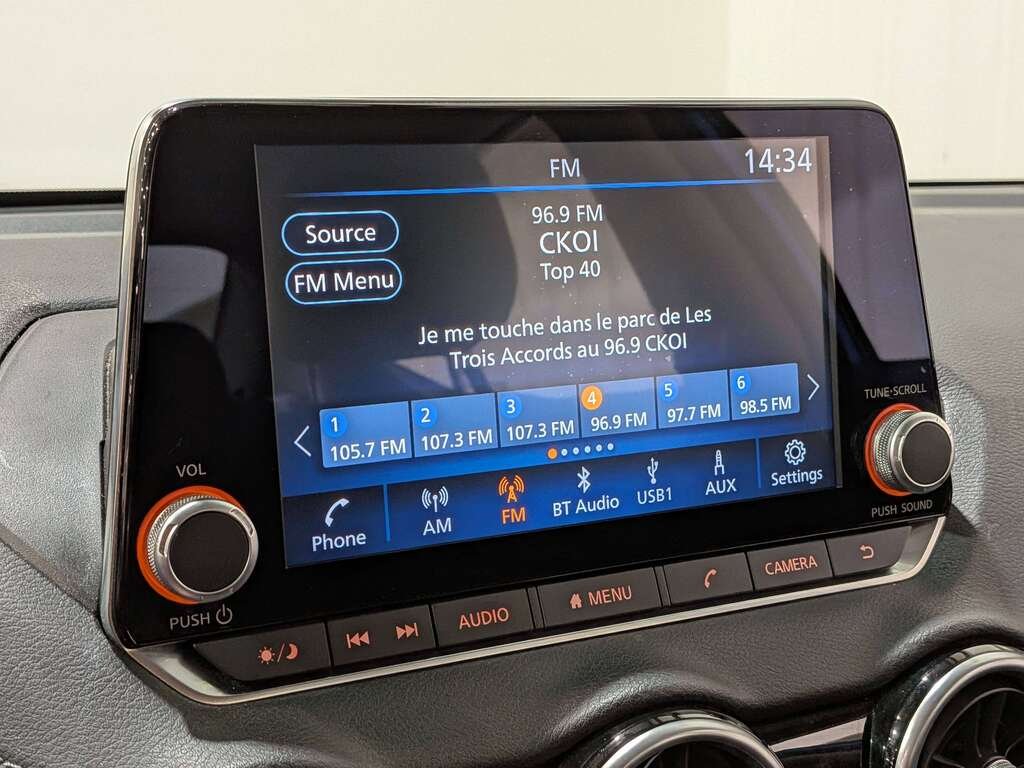 2021 Nissan Sentra SV CVT Blue Val-David - photo #20