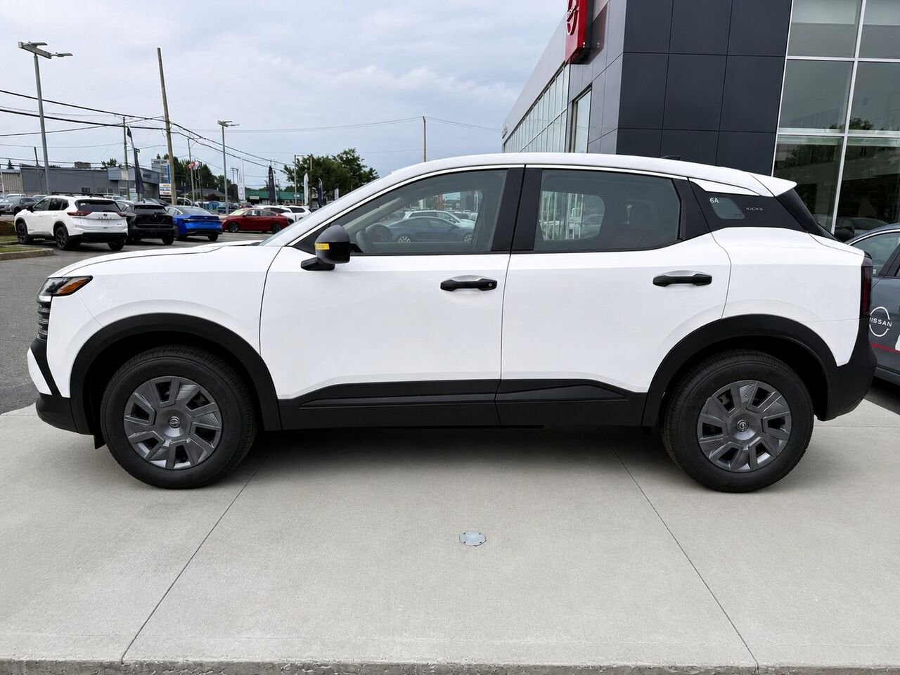 NISSAN Kicks KICKS S AWD 2026 Bleu foncé nacré Châteauguay - photo #1